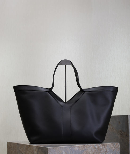 Yves Saint Laurent YSL Shopping Bag Elegant Y-Design 817602