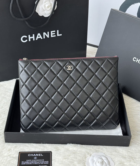 Chanel Quilted Lambskin Clutch Bag 9845-1