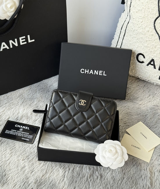 Chanel Medium Bifold Wallet Lambskin Quilted Gold Hardware A48667