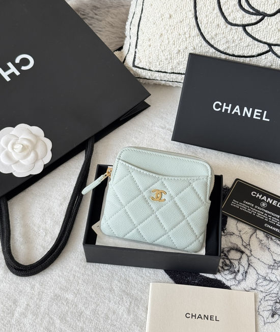 Chanel Caviar Card Holder Cowhide Gold Buckle AP2111