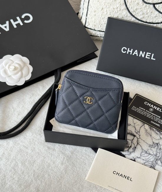 Chanel Caviar Calfskin Gold Buckle Card Holder AP2111