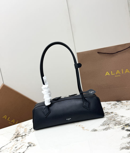 Alaia LE TECKEL Shoulder Bag A06033
