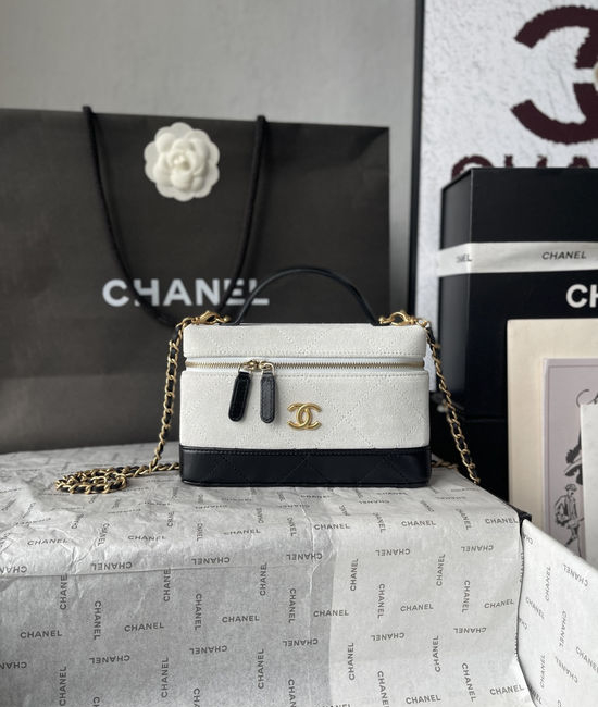 Chanel 26S Suede Lambskin Lunch Box Bag AP5286