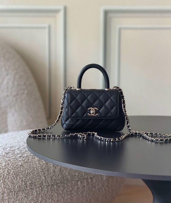 Chanel Handbag with Top Handle 4244