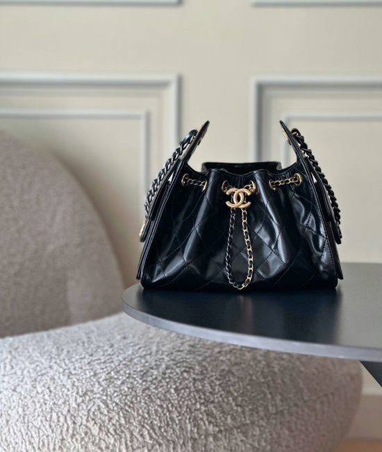 Chanel Hippie Large Capacity Caviar Leather Bag 5631