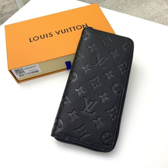Louis Vuitton LV Zippy Vertical Monogram Wallet M69047