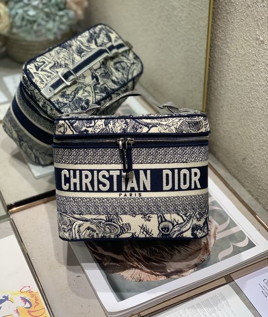 Christian Dior CD Embroidered Cosmetic Round Bag 25x15x14