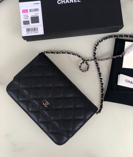Chanel Woc Chain Bag With Snap Closure AP0250