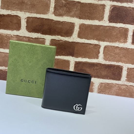 Gucci Classic Check Leather Short Wallet 428726