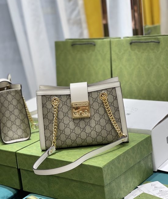 Gucci Supreme Canvas Flap Shoulder Bag 498156