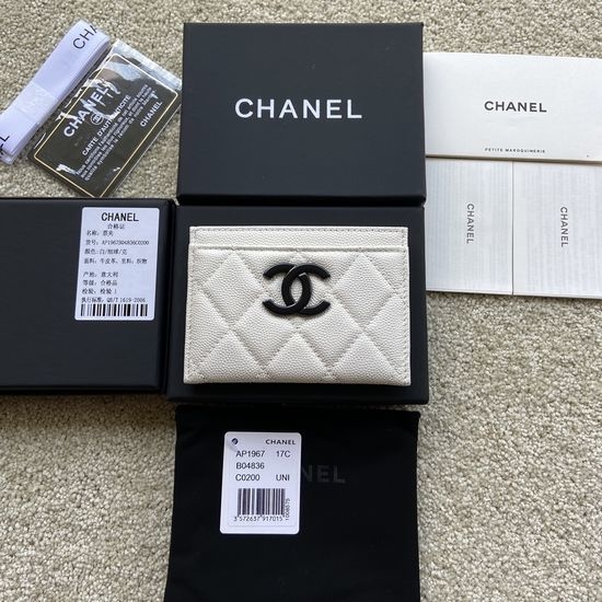Chanel Grain Leather Card Holder AP1967