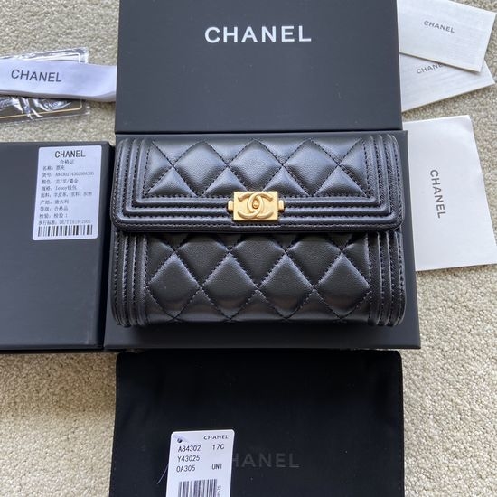 Chanel Lambskin Wallet Gold Hardware A84302