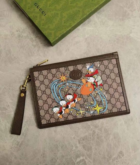 Gucci Epilogue Donald Duck Leather Clutch Bag 647925