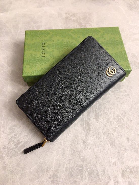 Gucci GG Marmont Zip Wallet 428736