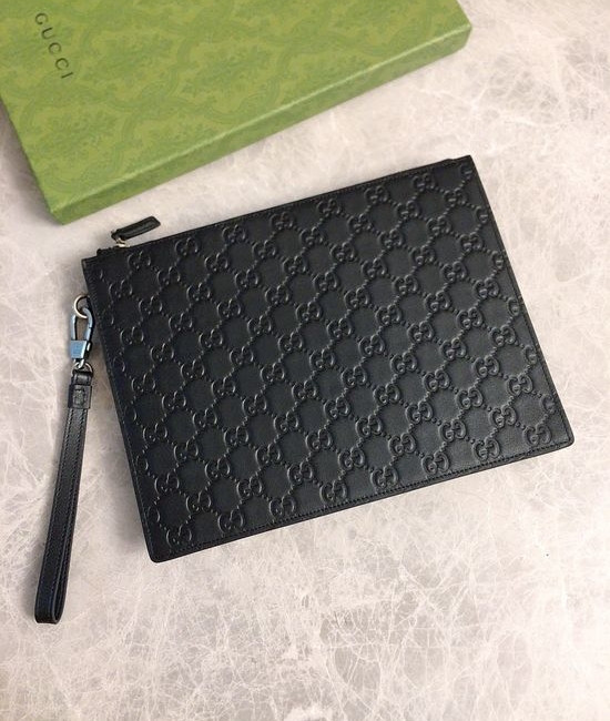 Gucci Textured Leather Clutch 547074