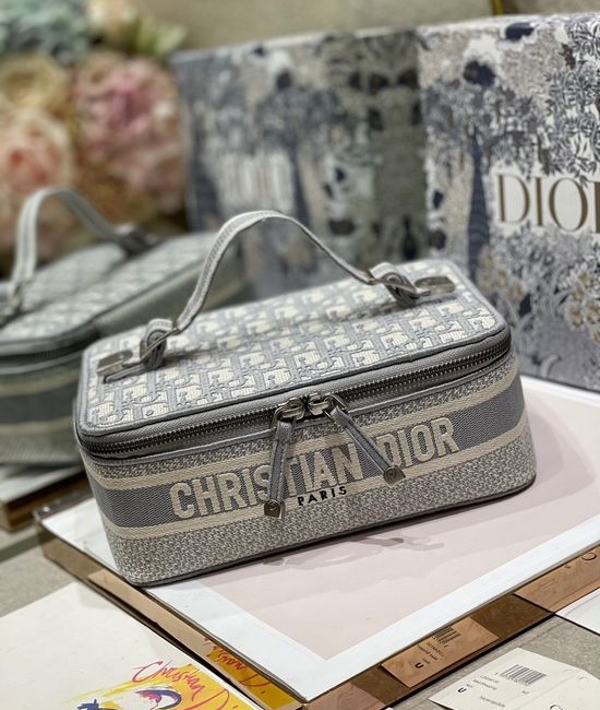 Christian Dior CD Embroidery Cosmetic Pouch 9021-11298