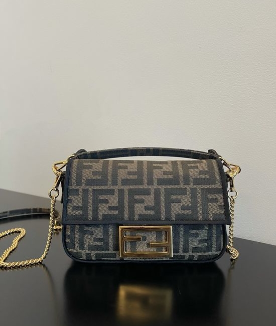 Fendi Classic Baguette Canvas Shoulder Bag 809