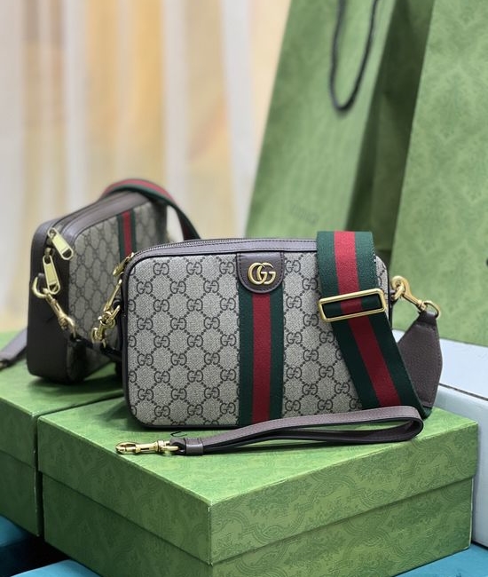 Gucci Ophidia GG Supreme Canvas Shoulder Bag 699439