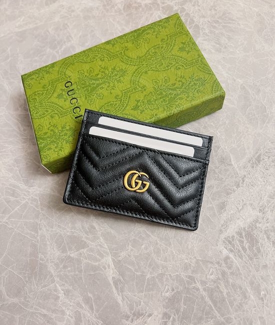Gucci GG Marmont Quilted Card Holder 443127