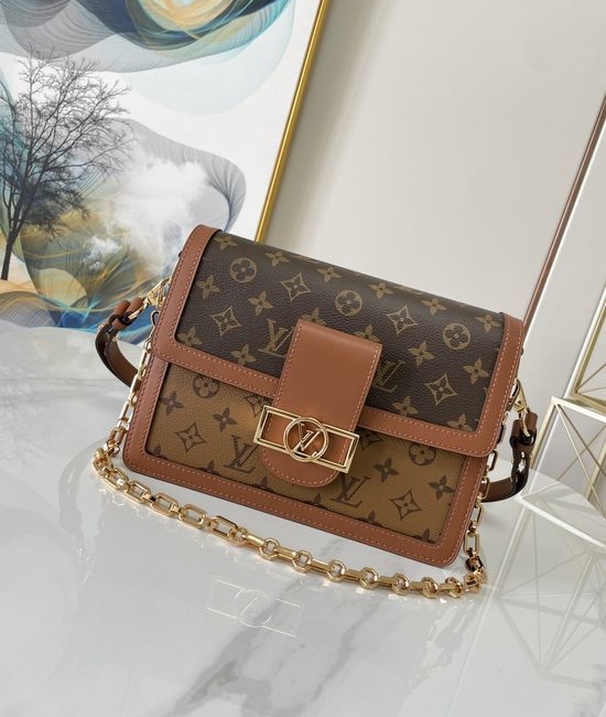 Louis Vuitton LV DAUPHINE Monogram Shoulder Bag M44391