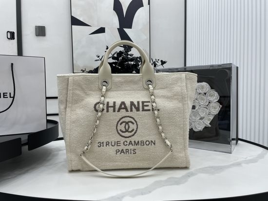 Chanel Beach Bag Large Capacity Canvas Tote 66941