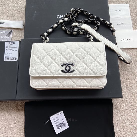 Chanel Grained Calfskin Leather Wallet A81059