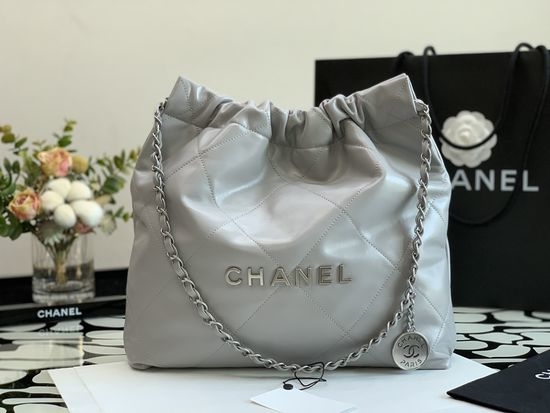 Chanel 22bag Shiny Calfskin Handbag 3260