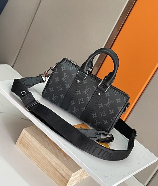 Louis Vuitton LV Keepall 25 Travel Handbag M46271