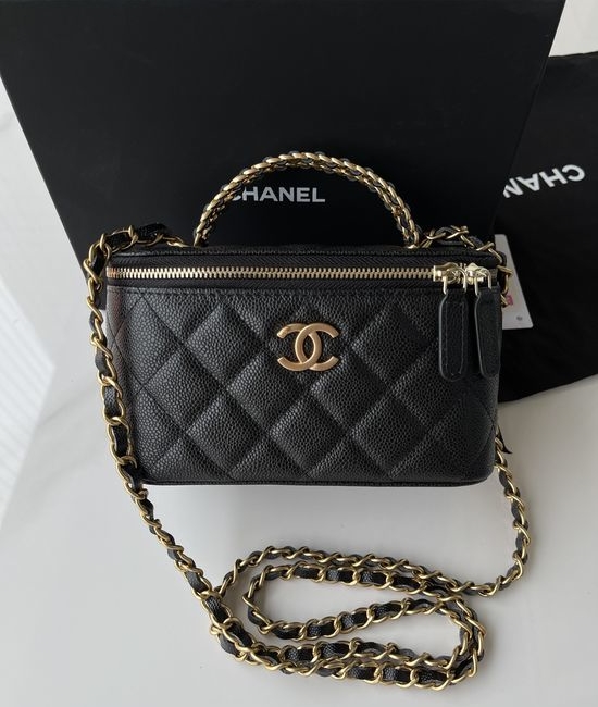 Chanel Classic Caviar Leather Crossbody Bag 2805