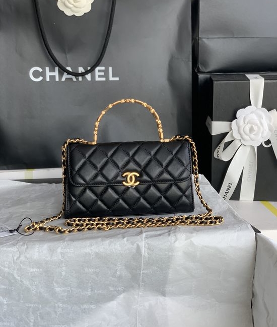 Chanel Kelly Enamel Handle Bag in Leather AP2946