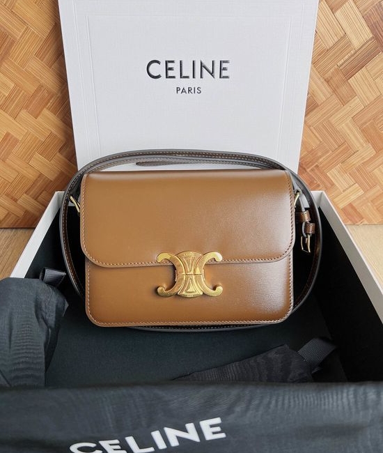 Celine TEEN TRIOMPHE Calfskin Shoulder Bag 188423