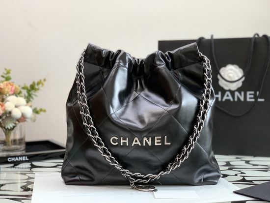Chanel 22bag Calfskin Handbag 3260