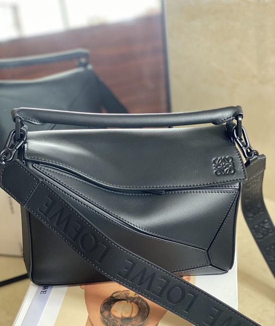 Loewe Puzzle Leather Handbag 8001