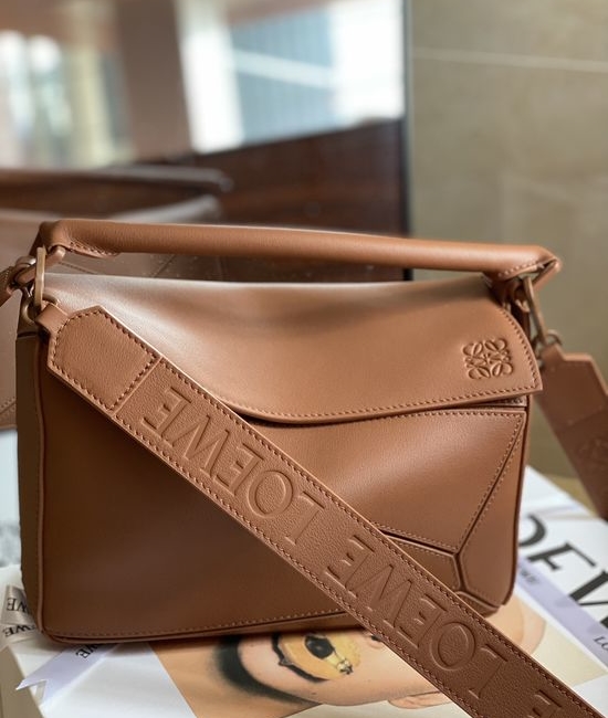 Loewe Puzzle Geometric Leather Handbag 8001