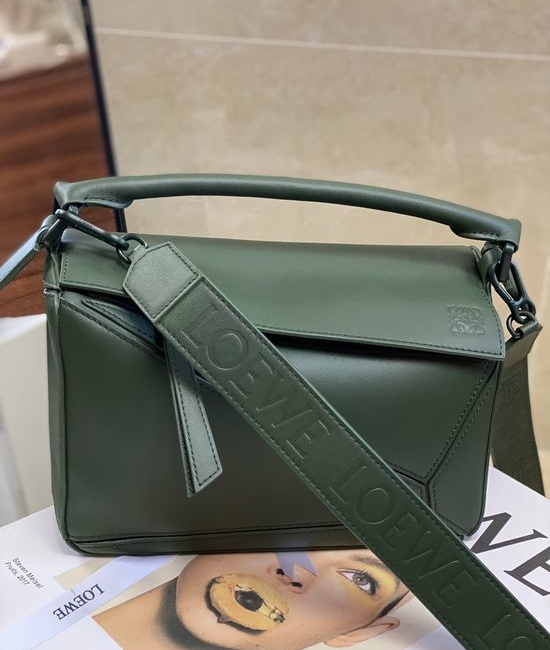 Loewe Puzzle Geometric Leather Handbag 8001