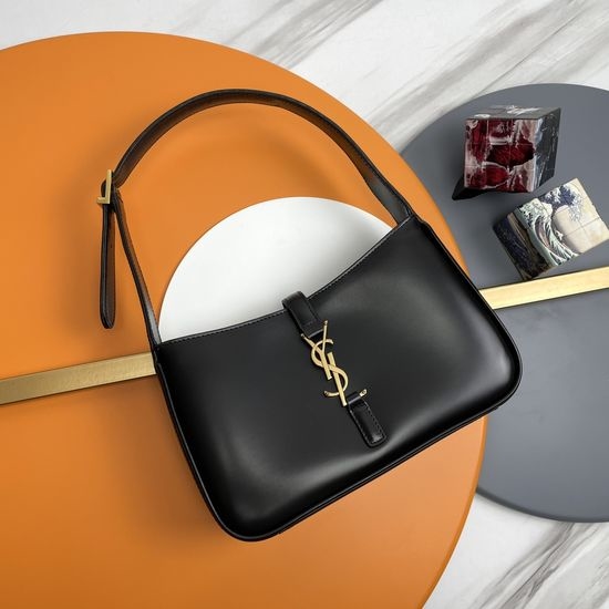 Yves Saint Laurent YSL Le5A7 Shoulder Bag 657228