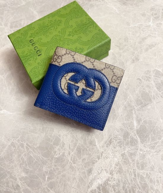 Gucci GG Supreme Canvas Short Wallet 701420