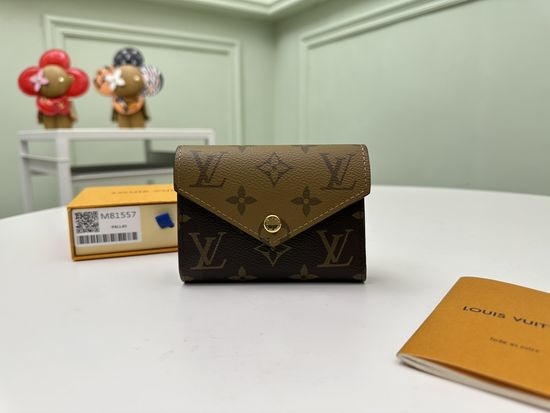 Louis Vuitton LV Victorine Monogram Wallet M81557