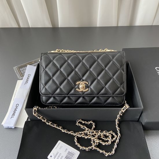Chanel Wallet Lambskin With Gold Steel Label A80982