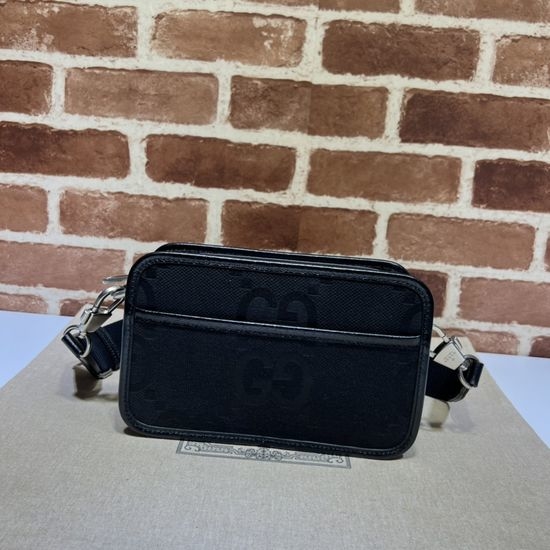 Gucci Canvas Shoulder Bag 696075