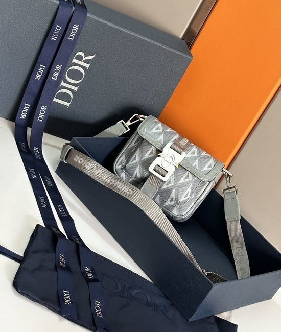 Christian Dior CD Safari Messenger Bag 93370