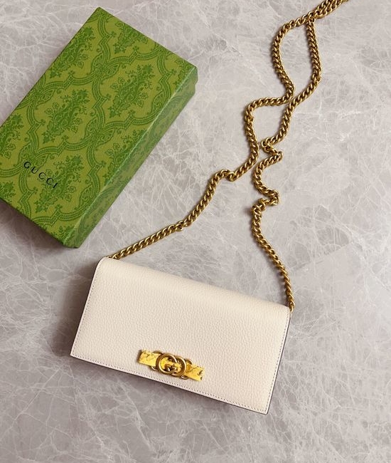 Gucci Interlocking G Bow Chain Crossbody 746056