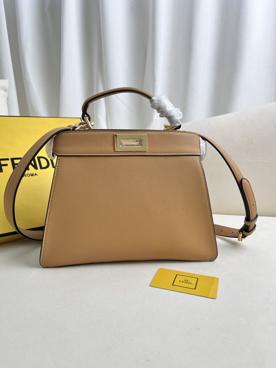 Fendi Peekaboo ISeeU Beige Medium Leather Bag 0229