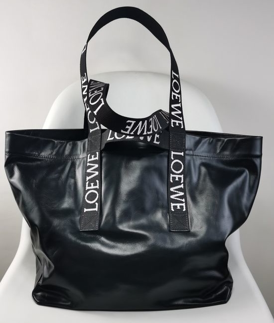 Loewe Fold Shopper Grain Calfskin Handbag 2205