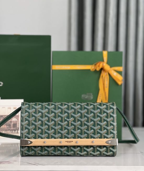 Goyard Monte-Carlo Adjustable Strap Mini Clutch Bag 020178