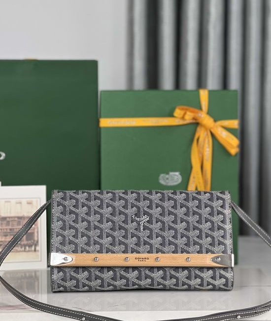 Goyard Monte-Carlo Adjustable Strap Mini Clutch Bag 020178