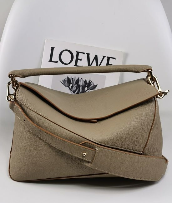Loewe Puzzle Grain Leather Handbag 3002B