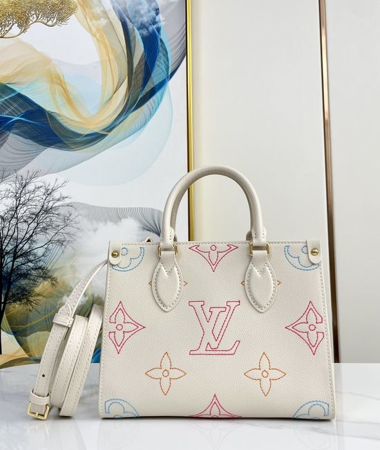 Louis Vuitton LV ONTHEGO Leather Tote Bag M46629