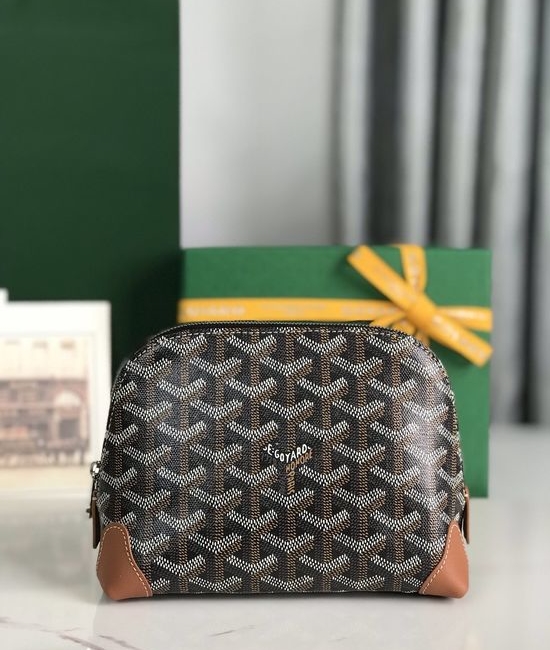 Goyard Vendome Pouch Shell Shaped Cosmetic Bag 020232