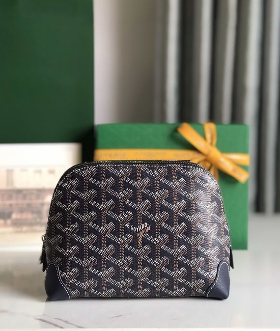Goyard Vendome Pouch Shell Shaped Cosmetic Bag 020232